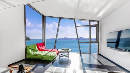 Namhae House | Namhae Pumda Pool villa Pension