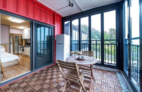 Namhae House | Namhae Yanghwa Seaside Pension