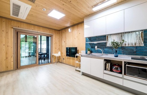 Namhae House | Namhae Yanghwa Seaside Pension