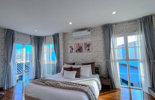 Old City Villa | NanaH Tha Phae Private House