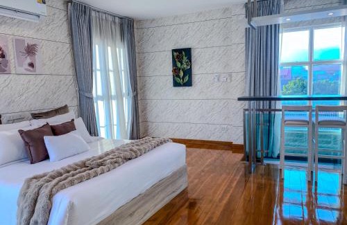 Old City Villa | NanaH Tha Phae Private House