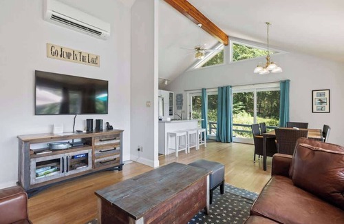 Sanbornville House | Nanas Nest - Lakefront Studio on Lovell Lake