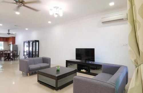 Sibu House | NanSang One Homestay 8pax 4Rooms