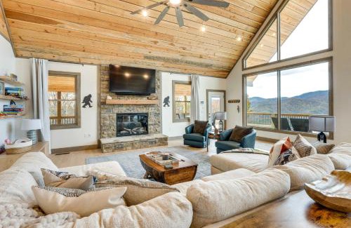 Andrews House | Nantahala Forest Cabin with Fire Pits and Hot Tub!