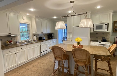 Siasconset House | Nantucket Classic! 5 Bed/4 Bath Sconset Beach-Golf-Lighthouse