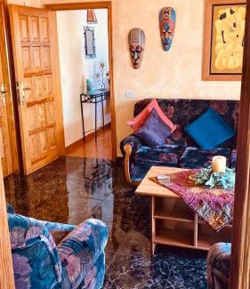 Fasnia House | Naomi’s House