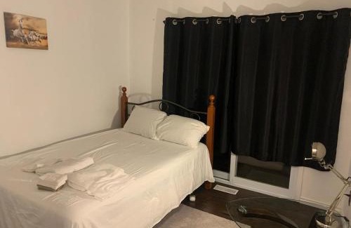 Amherstview House | Napaeno's Place - Home Away from Home