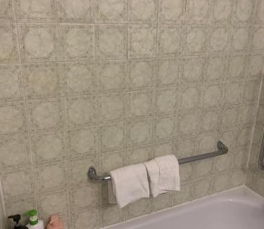 Amherstview House | Napaeno's Place - Home Away from Home