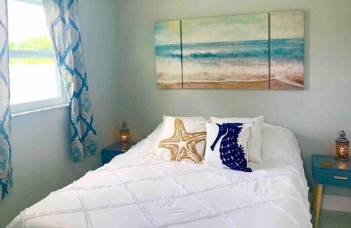 Golden Gate House | Naples Beach life