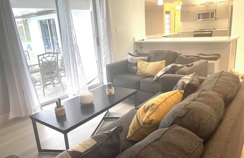 Rural Estates House | Naples lg. families Paradise only min. From Naples white sandy beaches