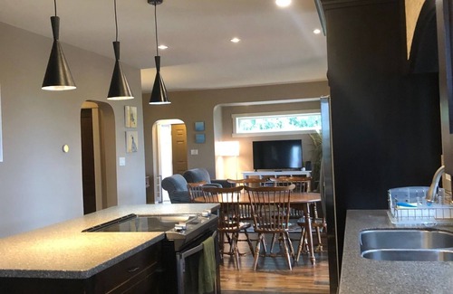 Okanagan-Similkameen House | Naramata Wine Cottage with Guest House