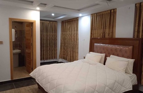 Mahandri Hotel | Naran Hills Hotel