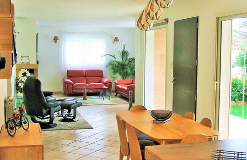 Baliste Villa | NARBONNE, classified 4 **** near the sea, swimming pool 4x10, air conditioning 3 bedrooms, quiet, closed, Fiber