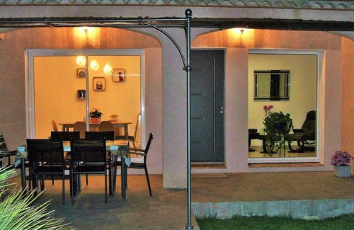 Baliste Villa | NARBONNE, classified 4 **** near the sea, swimming pool 4x10, air conditioning 3 bedrooms, quiet, closed, Fiber