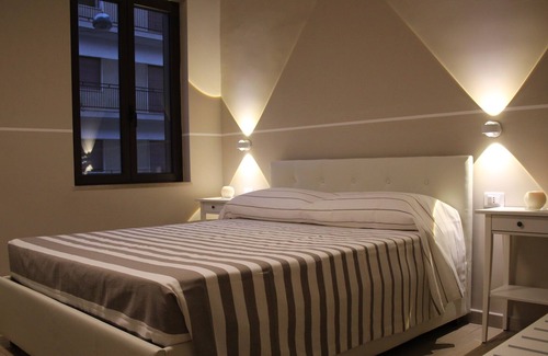 Corigliano Calabro House | Narciso - Stanza Matrimoniale - B&amp;b Lasso