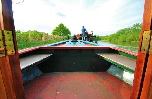Middlewich Boat Rental | Narrowboat - Sleeps 10 - Raki Raki - 69ft