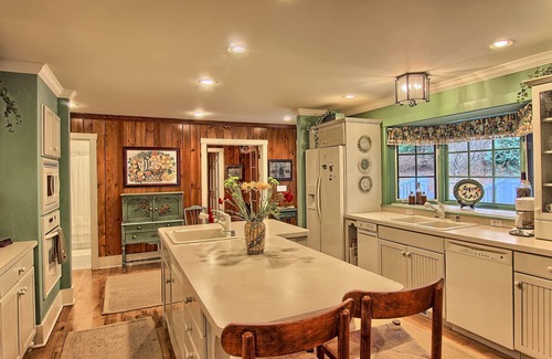 Charlevoix House | Narrows of Lake Charlevoix | Boat House | Gorgeous Views | Private Hot Tub