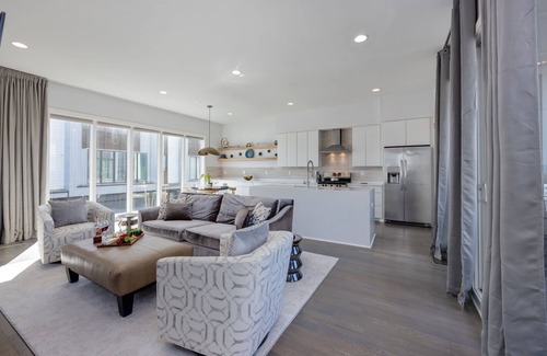 Nashville Cottage | Nashville Notes - Sleeps 8 - Mins to Broadway!