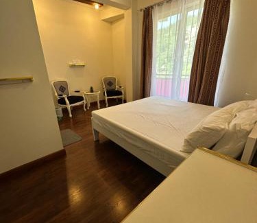 Bhurban Cabin | Nasim Cottage