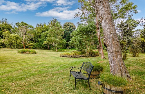Royal Hawaiian Estates House | Nate's Place - Your Volcanoes National Park Getaway