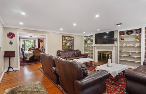 Oxon Hill House | National Harbor Guesthouse