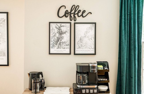 Lynchburg House | National Parks themed Historic Getaway near Downtown Lynchburg