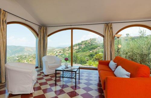 Castellabate House | Natursteinvilla mit Meerblick , 2km über dem Meer-Cilentissimo