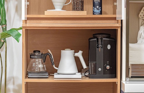 Seogwipo City House | Nature-Lover’s Jeju Escape, Private Forest Stay with Seasonal Blooms & Skies