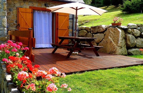 Bun Ski Chalet | Nature mountain lodge - La Bergerie de Sentantony