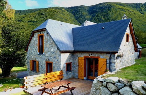Bun Ski Chalet | Nature mountain lodge - La Bergerie de Sentantony