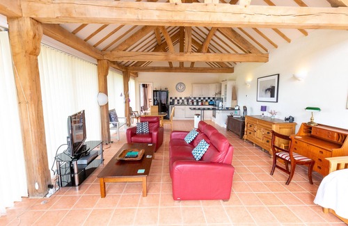 Iverley Cottage | NATURE'S LODGE, pet friendly, with open fire in Cookley