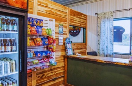 Cassville RV Rental | Nature's Summer Retreat near Roaring River Park