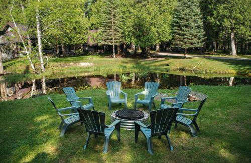 Mayfield Villa | Natures Beauty at Forks River 1BDR with Loft Lodge 8895