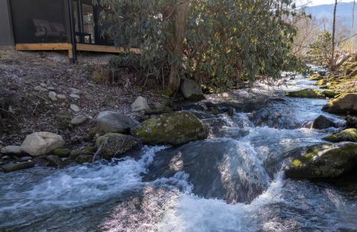 Cosby House | Natures Getaway, Pickleball Court, Creek, WIFI, Mountain Views, Starting at 79"