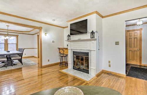 Pickerington House | Natures Haven Farmhouse in Pickerington with Deck