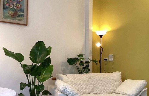 Careggi Rifredi Apartment | Nature’s retreat room