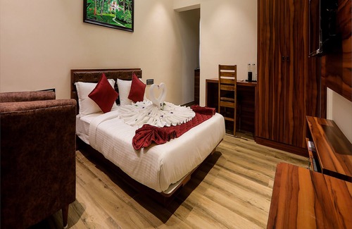 Cheyyur Hotel | Natures Vibe Beach Resort