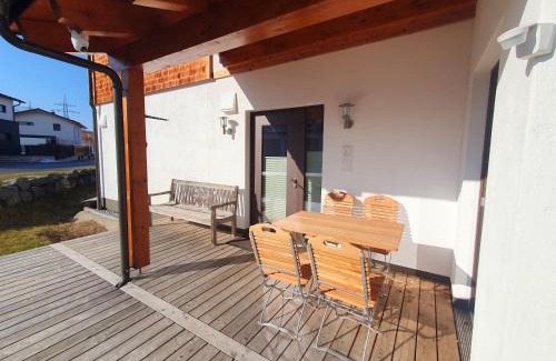 Nesselwang Apartment | NaturLogis Allgäu - nachhaltige Ferienwohnung im Bio-Lehmhaus, allergikerfreundlich, Terrasse mit Bergblick, inkl Königscard