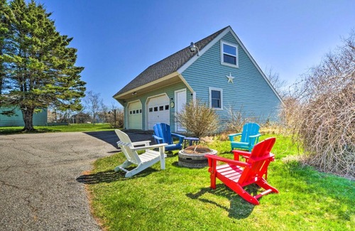 Lubec House | Nautical Lubec Cottage with Fire Pit and Grill!