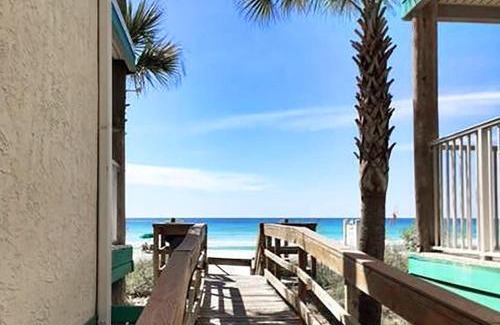 Biltmore Beach Apartment | Nautical Watch D-6