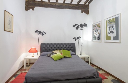 Rione V Ponte Apartment | Navona Family Apartment