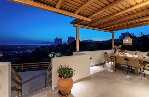 Naxos Town Villa | Naxos Peaceful villa with Panoramic sea view