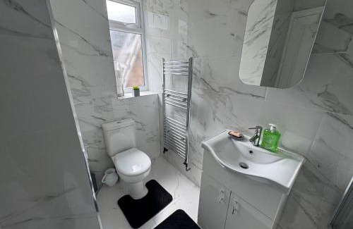 Moffat House | Nayla house