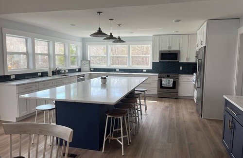 La Follette House | nBRAND NEW BEAUTIFUL LAKE FRONT HOME