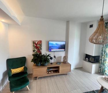 Nea Peramos House | Nea Peramos Apartment SeaFront