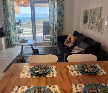 Nea Peramos House | Nea Peramos Apartment SeaFront