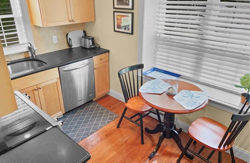 North Chatham Condo | Near Beach, Renovated Condo, AC, Wifi
