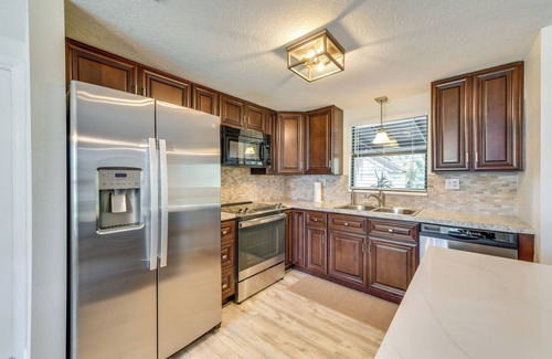 Sarasota Springs House | Near Beaches + Downtown: Sarasota Home w/Lanai