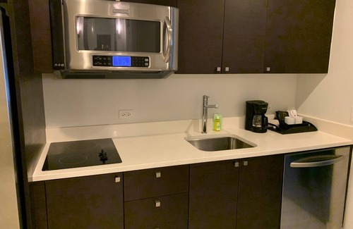 Doral Condo | Near Convention Center, King Studio with Kitchen