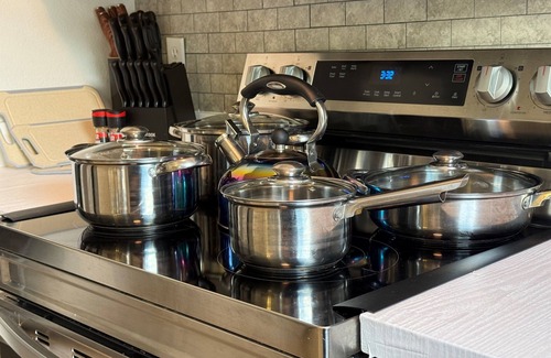 Clear Creek House | Near Disney! Amazing Disney Star Wars Villa w/Poolside Cinema + Movie Theater